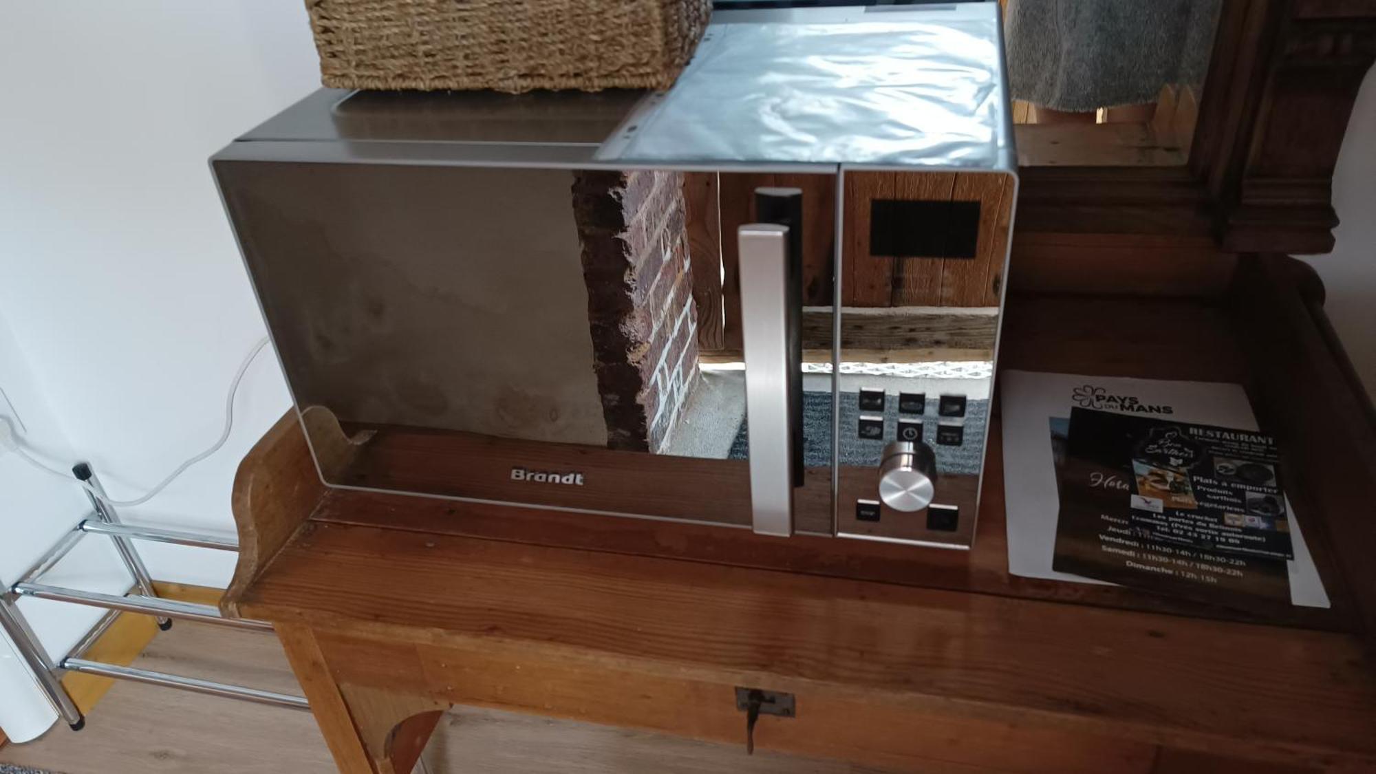 La Petite Maison Dans La Prairie Ecommoy Ngoại thất bức ảnh